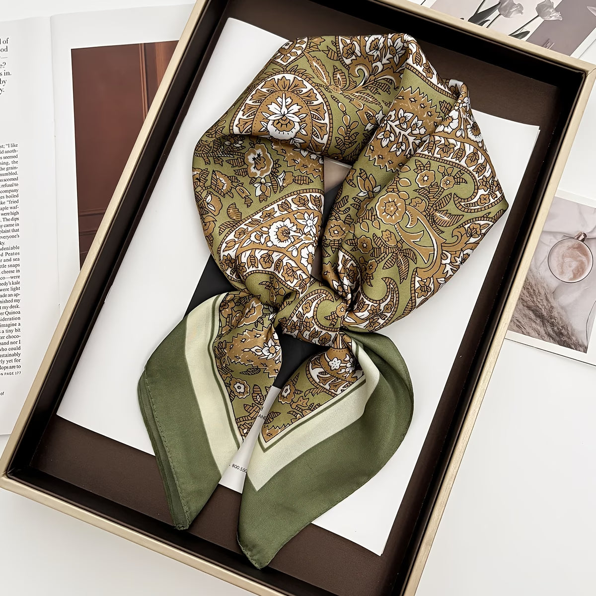 Shall Katror Saten me Print Paisley – Jeshil, Bezhë & Kafe