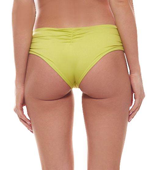 Rroba PlazhiBottom Bikini Banana MoonBanana MoonBottom Bikini Banana Moon vijnë me një model vërtet të veçant. Komode falë materialit me cilësi te lartë.
