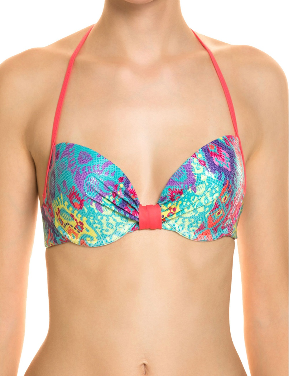 Rroba PlazhiTop Bikini IPANEMAIpanemaTop Bikini IPANEMA vijnë me një model vërtet të veçant. Fjongo e kapur perpara dhe e nderthurur me ngyra. Komode falë materialit me cilësi te lartë.