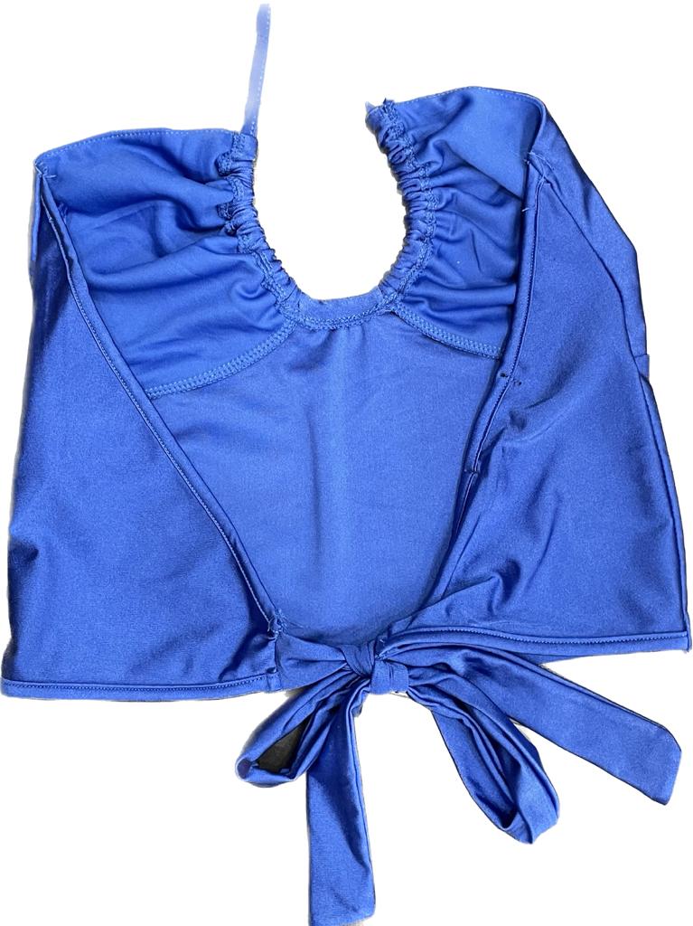 crop topCrop Top SinsayAntonela's FlavoursCrop Top Sinsay vjen me një model vërtet të veçant. Prerje me figure, dekolte e ulet. Detaj lidhes dekorativ. Komod falë materialit me cilësi te lartë.