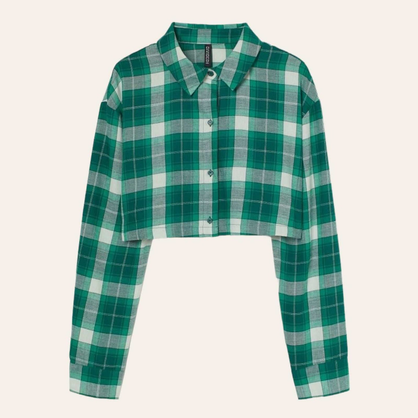 KemisheKëmishë H&M #H&MKëmishë H&M vjen me një model vërtet të veçant. E shkurtër, mëngë të gjata dhe butona përpara. Në shpatulla vjen pak e rënë. Komod falë materialit me cilësi te l