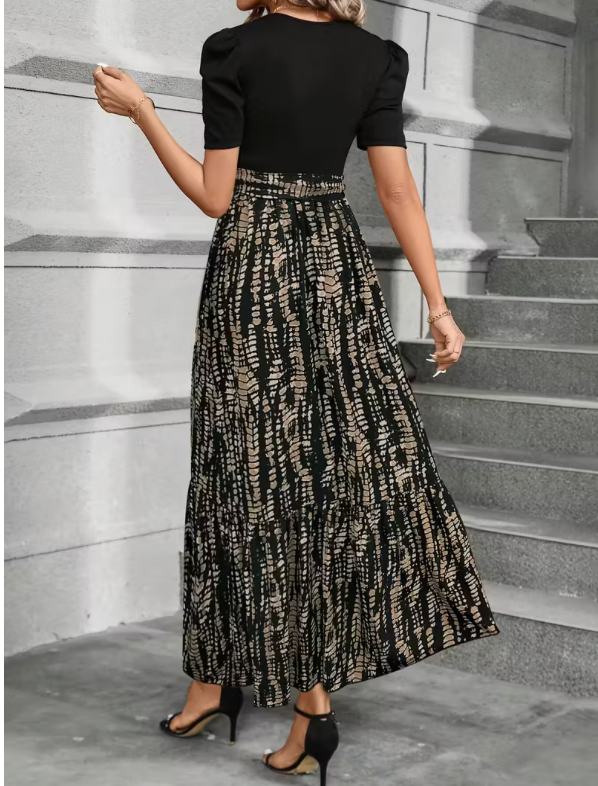 Elegant Maxi Dress me Kontrast dhe Rrip | Antonela’s Flavours