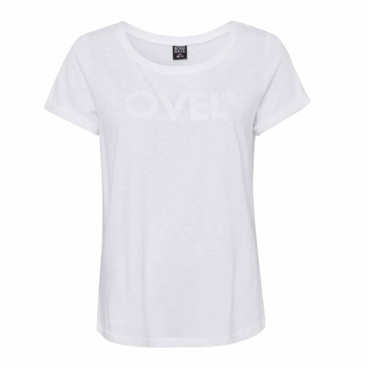 T-shirtT-Shirt Blind DateBlind DateT-Shirt MBlind Date vjen me një model vërtet të veçant. Prerje e thjeshtë dhe me shkrim "LOVE". Komod falë materialit me cilësi te lartë.