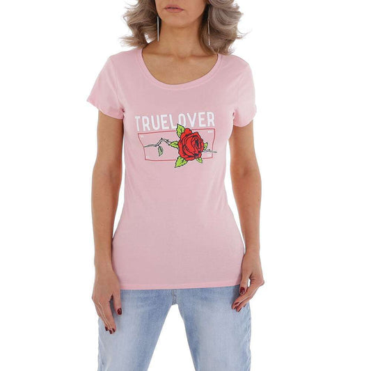 T-shirtT-Shirt Glo StoryGlo StoryT-Shirt Glo Story vjen me një model vërtet të veçant. Një ngjyrëshe (rozë) dhe me shkrim "True Love" te stampuar. Komod falë materialit me cilësi te lartë.